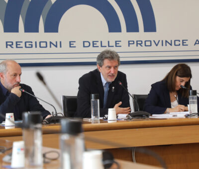 Marsilio presiede la Conferenza delle Regioni a Roma